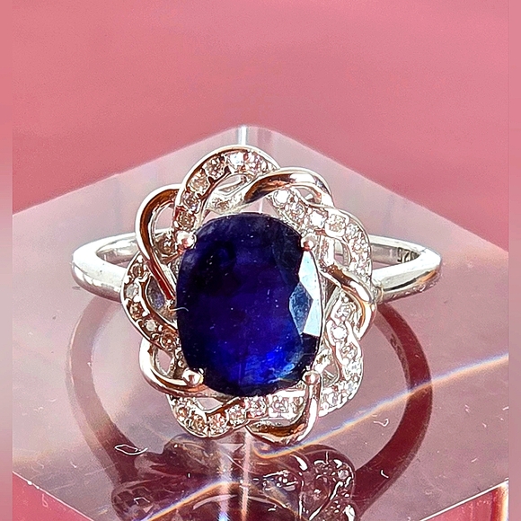 925 Sterling Silver Ring Sz 7.5 with Natural 8x10mm Sapphire Gemstone - Picture 4 of 8